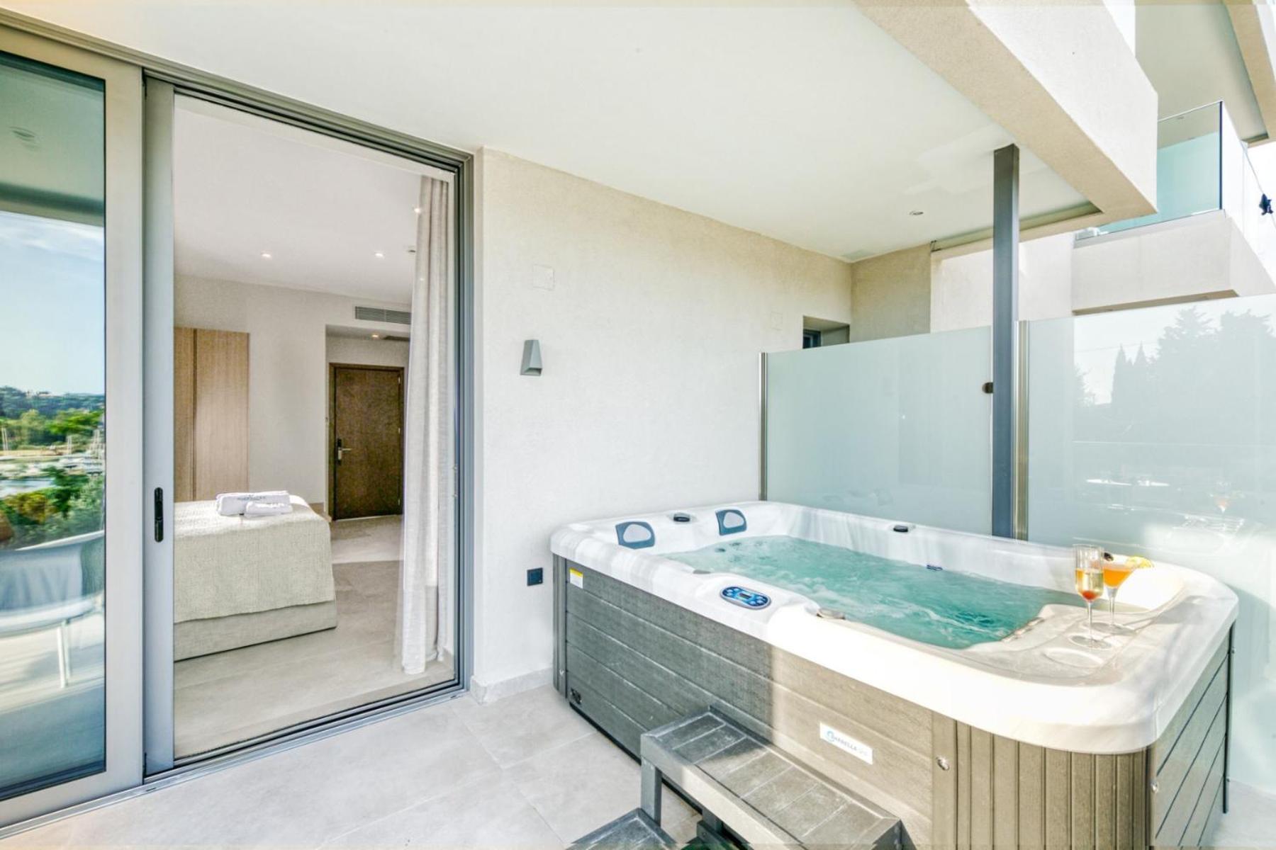 Hidden Cove Corfu Hotel 4*
